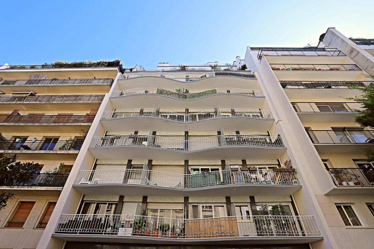 My House With Private Terrace In Apartment *